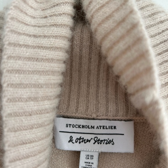 & other stories sweater xs - Picture 2 of 3
